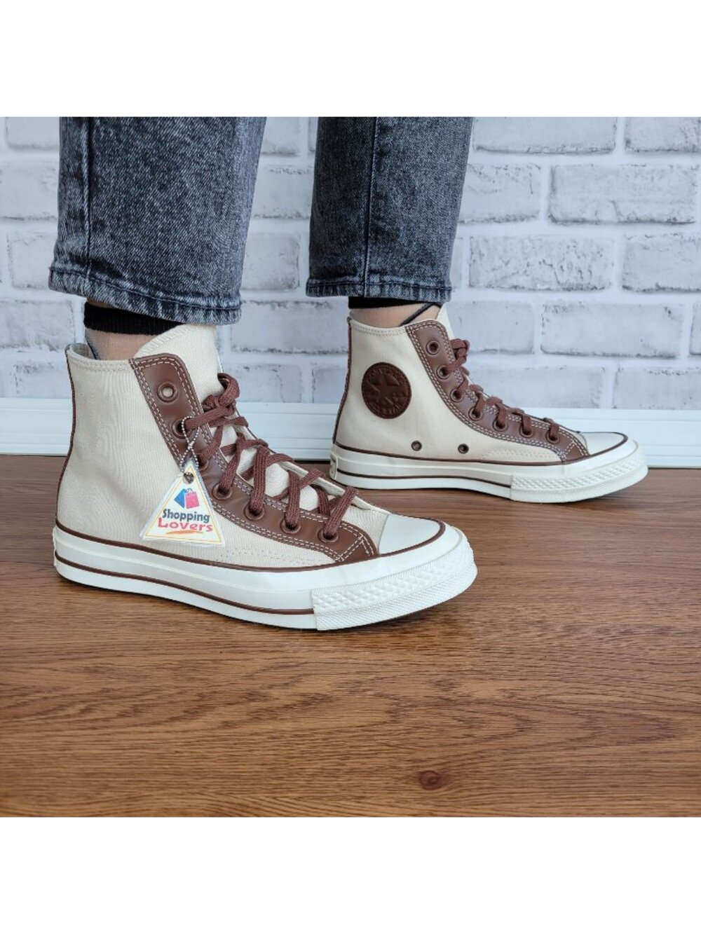 ⭐Converse Chuck 70 High Leather Overlays 7.5 Womens Shoes Sneakers Beige A09450C